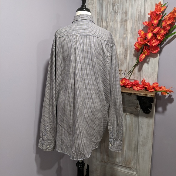 💙 SOLD 💙Eddie Bauer men's button-up shirt - Picture 3 of 4